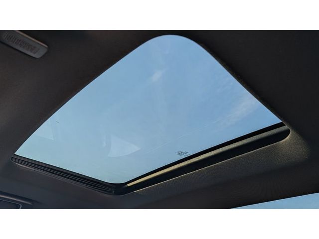 2017 Ford Explorer Sport 4WD - 22975786 - 18