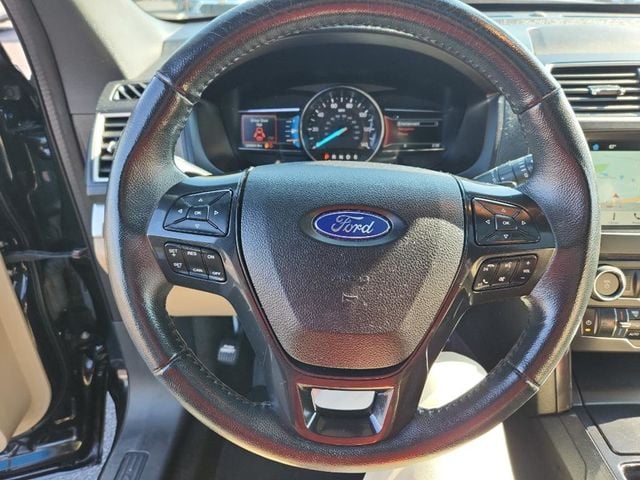 2017 Ford Explorer XLT - 22617627 - 14