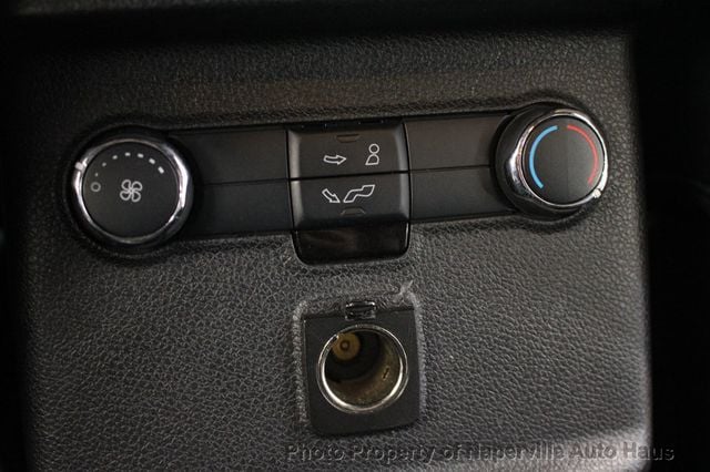 2017 Ford Explorer XLT 4WD - 23007795 - 23