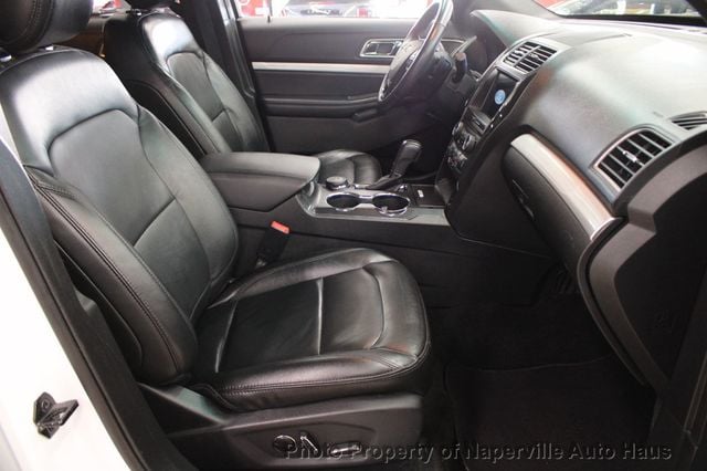 2017 Ford Explorer XLT 4WD - 23007795 - 31