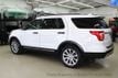 2017 Ford Explorer XLT 4WD - 23007795 - 42