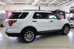 2017 Ford Explorer XLT 4WD - 23007795 - 44