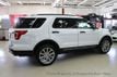 2017 Ford Explorer XLT 4WD - 23007795 - 5