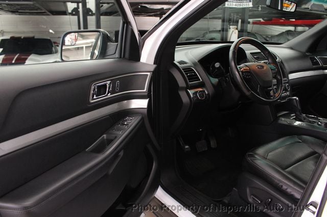 2017 Ford Explorer XLT 4WD - 23007795 - 8