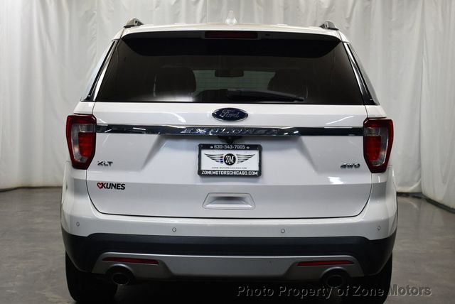 2017 Ford Explorer XLT 4WD - 22963435 - 10
