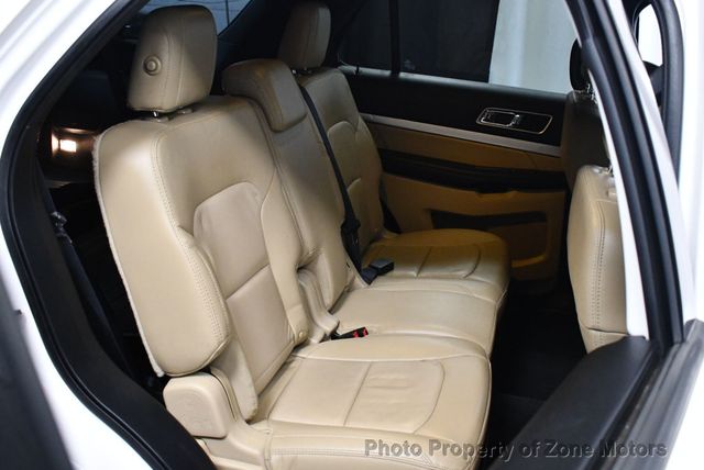 2017 Ford Explorer XLT 4WD - 22963435 - 16
