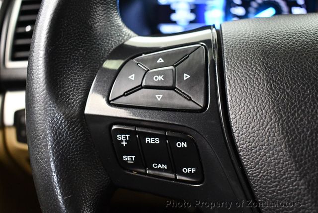 2017 Ford Explorer XLT 4WD - 22963435 - 30