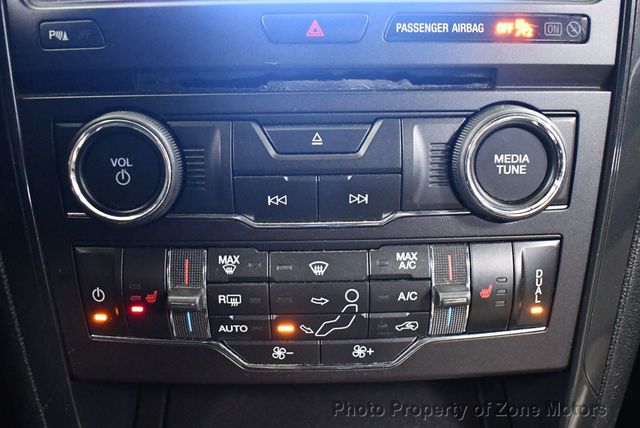 2017 Ford Explorer XLT 4WD - 22963435 - 34