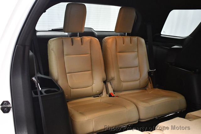 2017 Ford Explorer XLT 4WD - 22963435 - 46