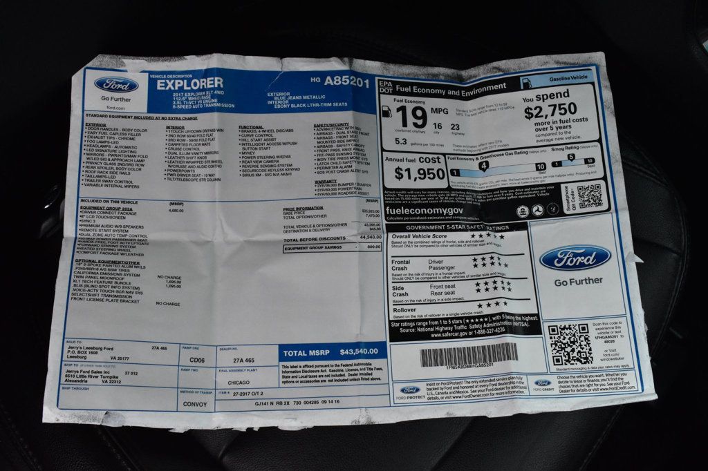 2017 Ford Explorer XLT 4WD - 22922392 - 13