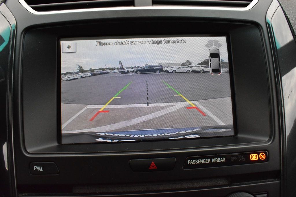 2017 Ford Explorer XLT 4WD - 22922392 - 37