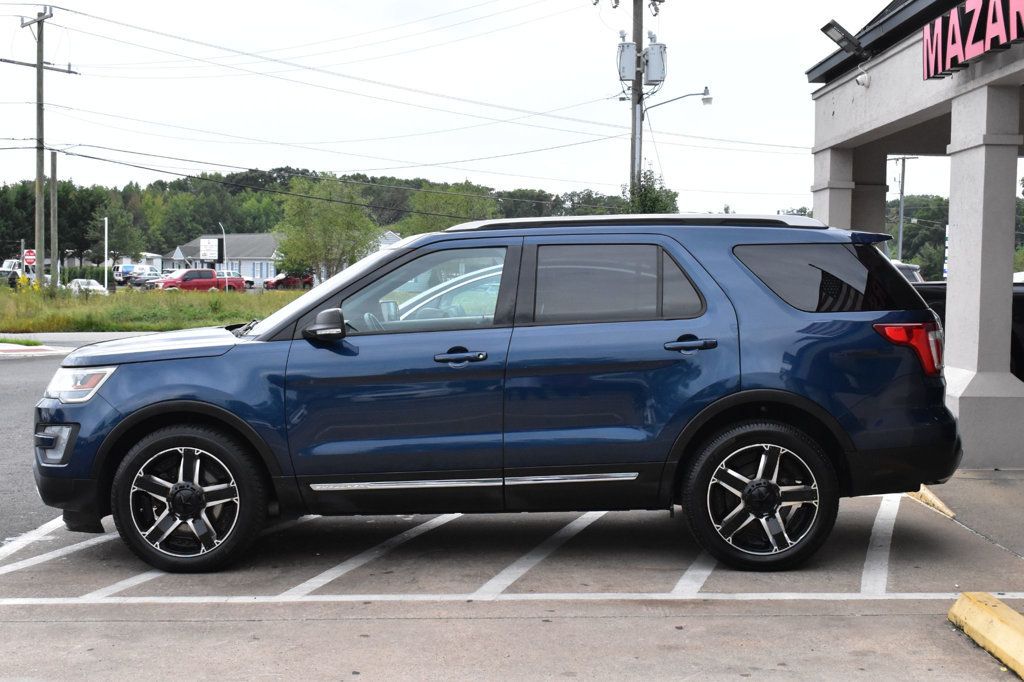 2017 Ford Explorer XLT 4WD - 22922392 - 4