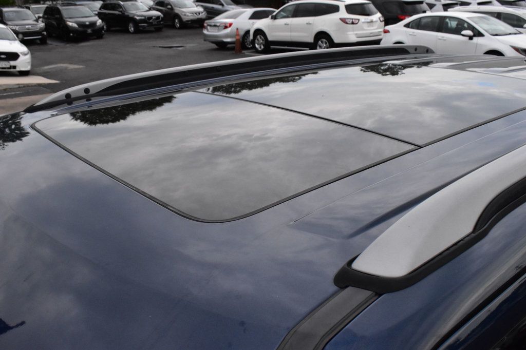 2017 Ford Explorer XLT 4WD - 22922392 - 60