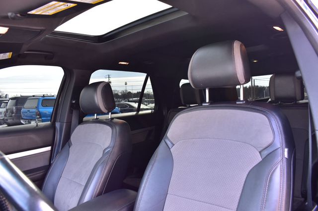 2017 Ford Explorer XLT 4WD - 22983843 - 14