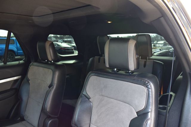2017 Ford Explorer XLT 4WD - 22983843 - 23