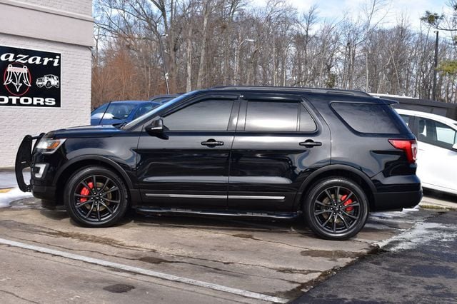 2017 Ford Explorer XLT 4WD - 22983843 - 2