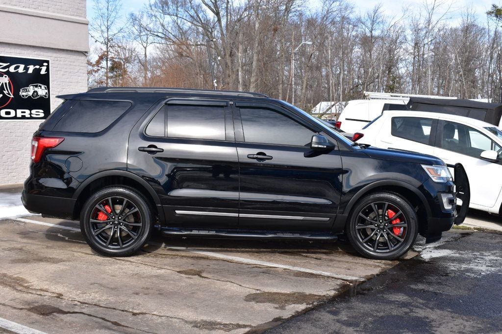 2017 Ford Explorer XLT 4WD - 22983843 - 3