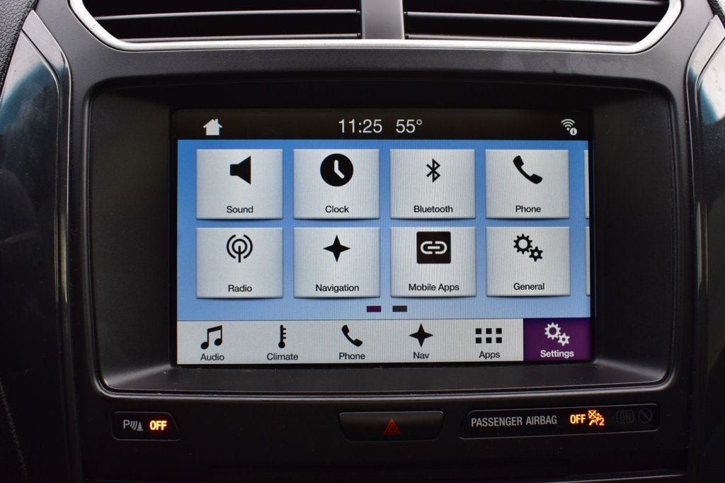 2017 Ford Explorer XLT 4WD - 22983843 - 51