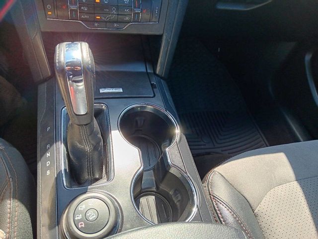 2017 Ford Explorer XLT 4WD - 22979246 - 12