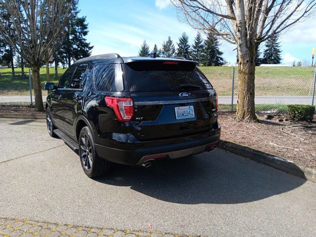 2017 Ford Explorer XLT 4WD - 22979246 - 3