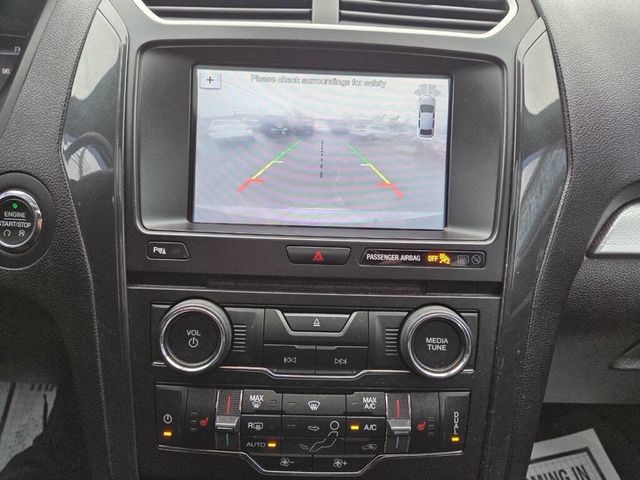 2017 Ford Explorer XLT 4WD - 23008036 - 20