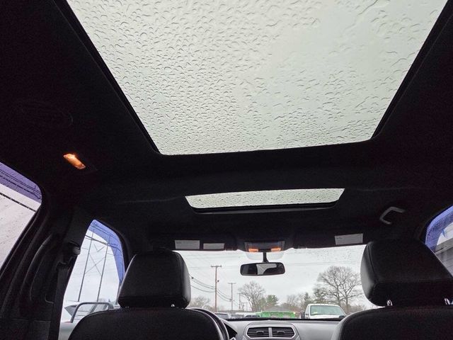 2017 Ford Explorer XLT 4WD - 23008036 - 27