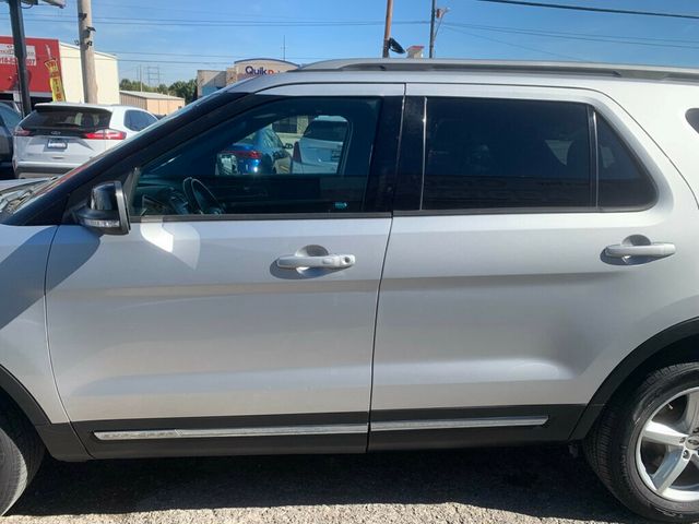 2017 Ford Explorer XLT 4WD - 22941516 - 15