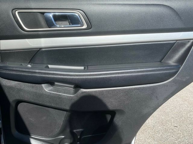 2017 Ford Explorer XLT 4WD - 22941516 - 24