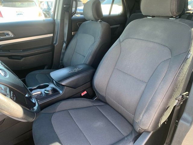 2017 Ford Explorer XLT 4WD - 22941516 - 4