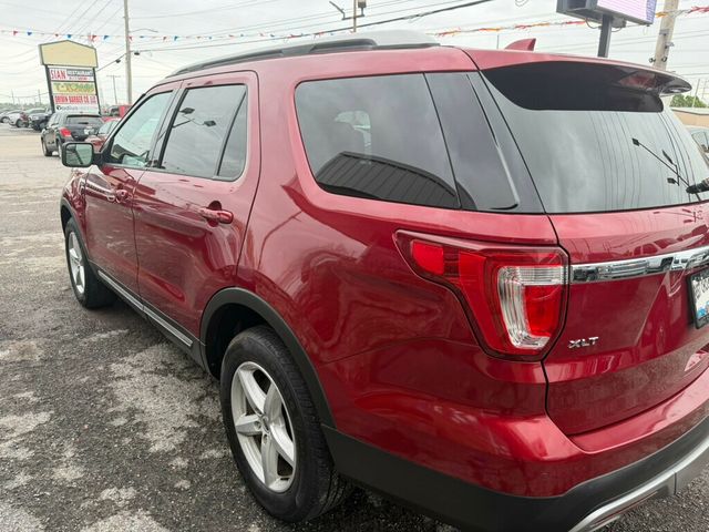 2017 Ford Explorer XLT 4WD - 23008181 - 13