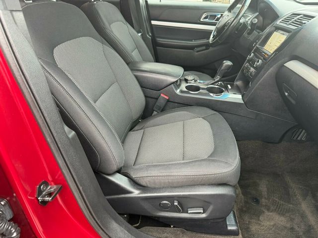 2017 Ford Explorer XLT 4WD - 23008181 - 18