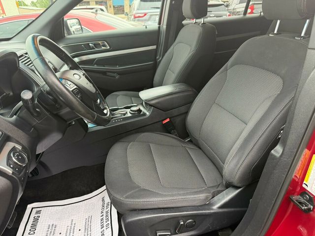 2017 Ford Explorer XLT 4WD - 23008181 - 1