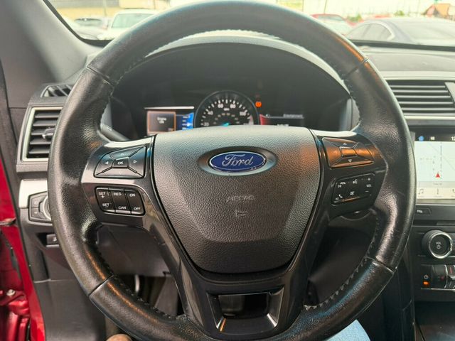 2017 Ford Explorer XLT 4WD - 23008181 - 20