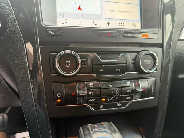 2017 Ford Explorer XLT 4WD - 23008181 - 23