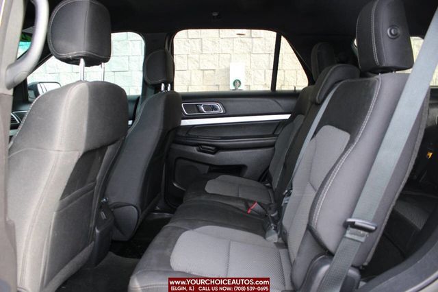 2017 Ford Explorer XLT 4WD - 22761515 - 13