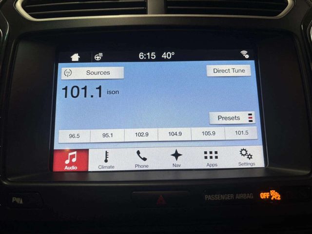 2017 Ford Explorer XLT 4WD - 22968418 - 25