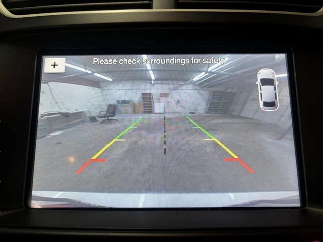 2017 Ford Explorer XLT 4WD - 22968418 - 26