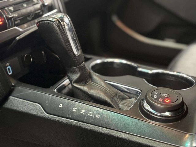 2017 Ford Explorer XLT 4WD - 22968418 - 29