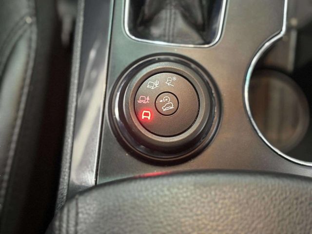 2017 Ford Explorer XLT 4WD - 22968418 - 30