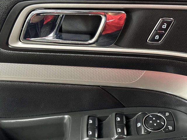 2017 Ford Explorer XLT 4WD - 23039960 - 27