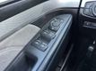 2017 Ford Explorer XLT 4WD - 23043548 - 23