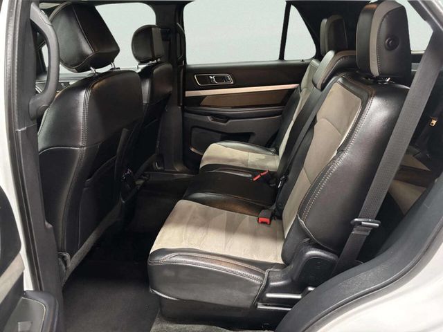 2017 Ford Explorer XLT 4WD - 23050916 - 16