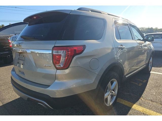 2017 Ford Explorer XLT 4WD - 22960661 - 5