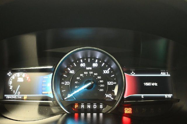 2017 Ford Explorer XLT 4WD - 23091532 - 16