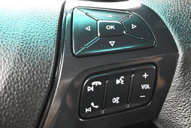 2017 Ford Explorer XLT 4WD - 23091532 - 18