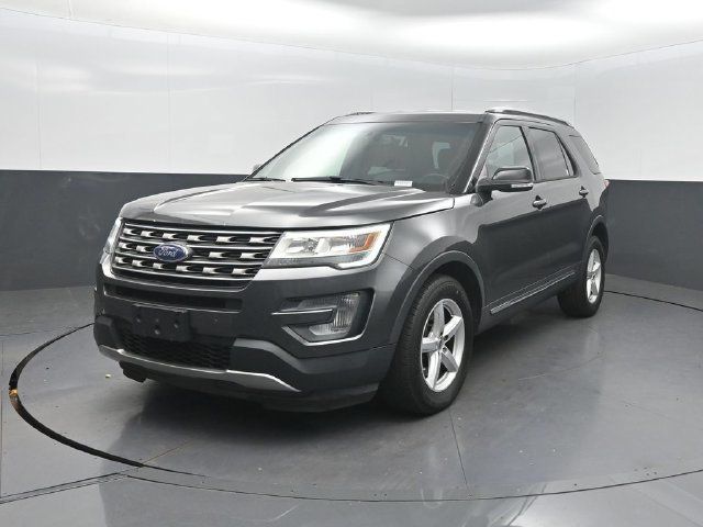 2017 Ford Explorer XLT 4WD - 23091532 - 1