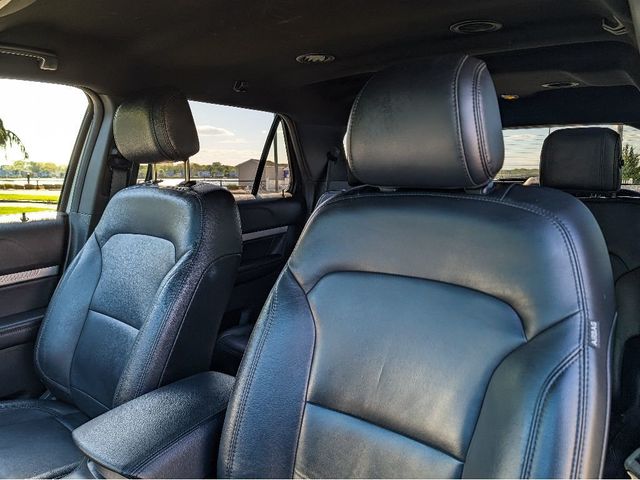 2017 Ford Explorer XLT 4WD - 23021966 - 12