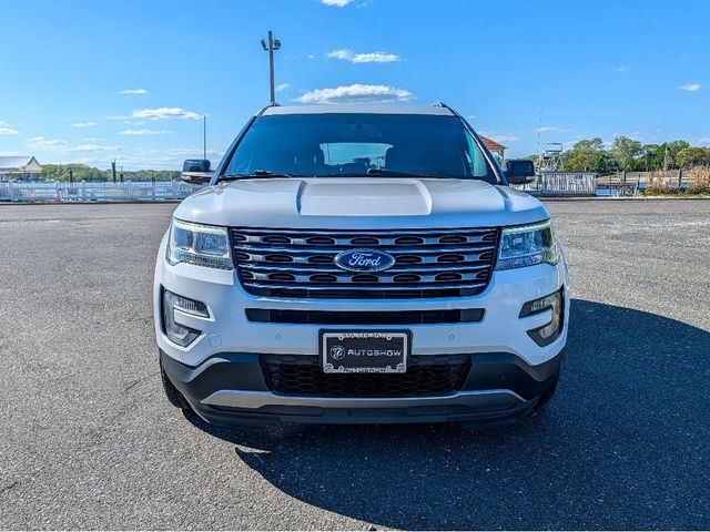 2017 Ford Explorer XLT 4WD - 23021966 - 1