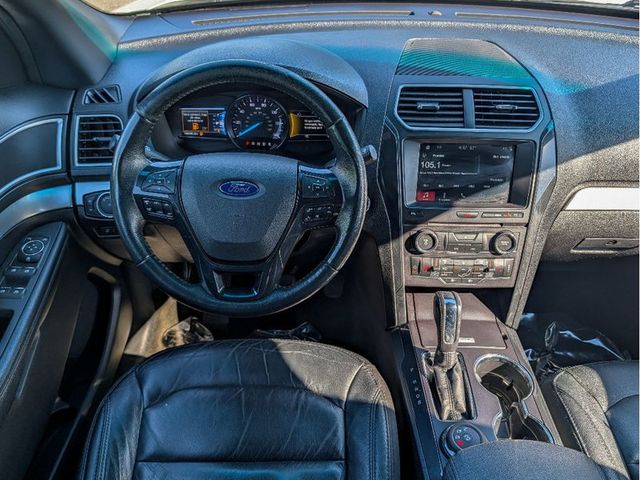 2017 Ford Explorer XLT 4WD - 23021966 - 22