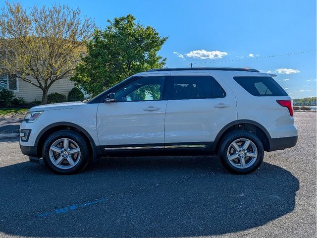 2017 Ford Explorer XLT 4WD - 23021966 - 8